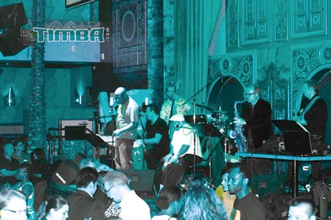 Michael Levin with Salsa Con Soul, live at Alhambra